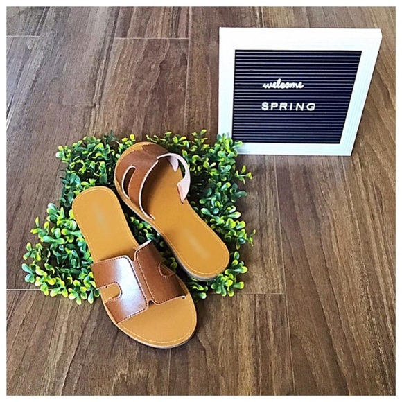 Summer Camel H Cut-out Slide Sandals - Picture 3 of 7